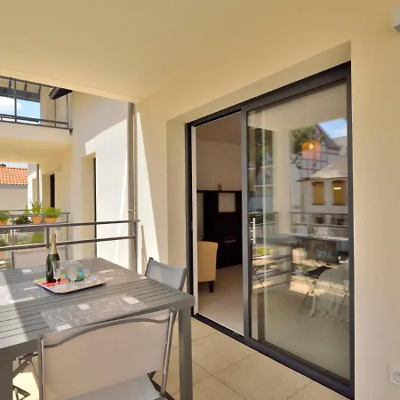Sophia By Interhome La Baule-Escoublac