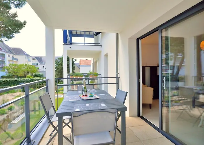 Sophia By Interhome La Baule